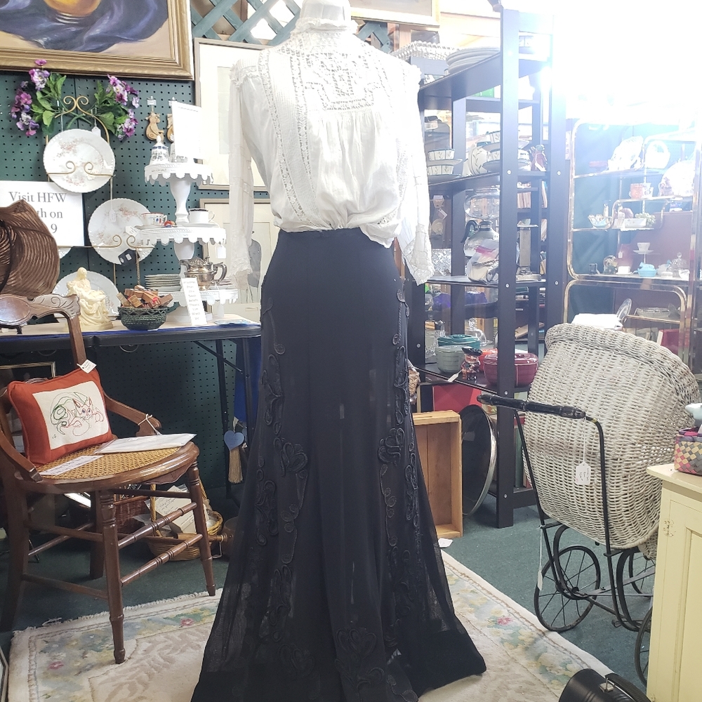 Edwardian blouse and skirt